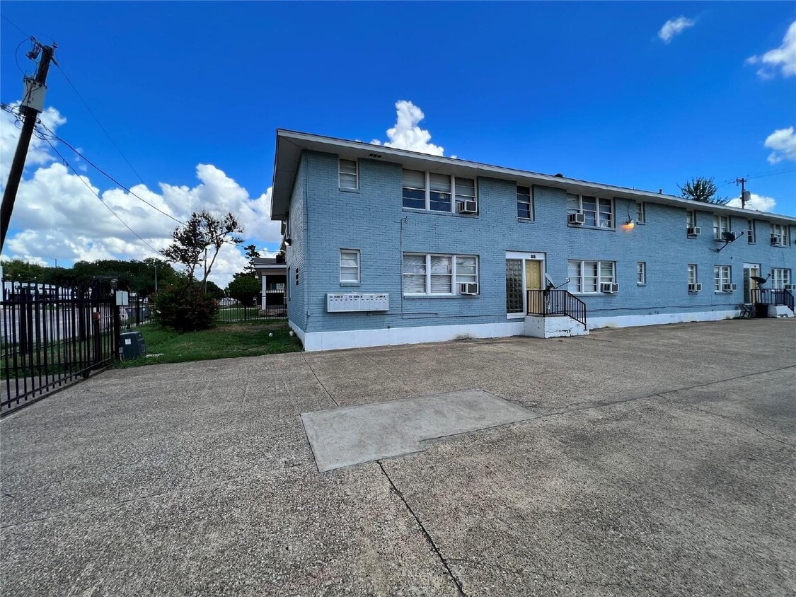 Foto del edificio - 4522 Columbia Ave