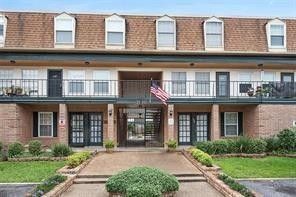 Building Photo - 3110 Edenborn Ave