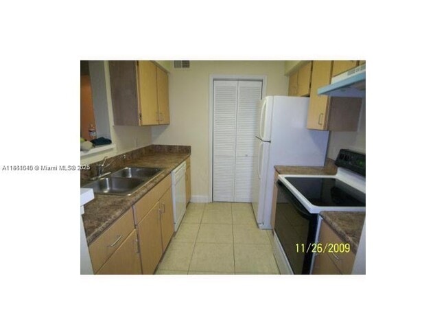 Foto del edificio - 2400 NW 33rd St
