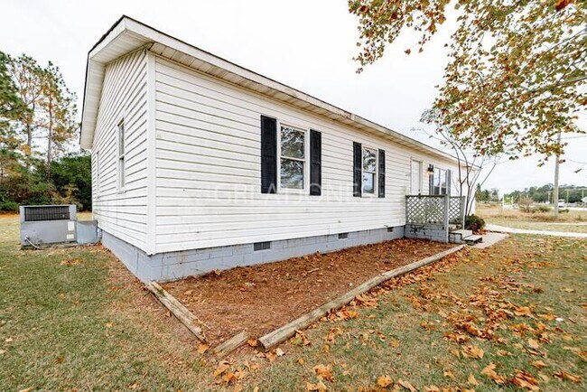 Foto del edificio - 6249 Edmund Hwy