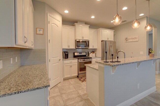 Foto del edificio - 2802 Amethyst Way