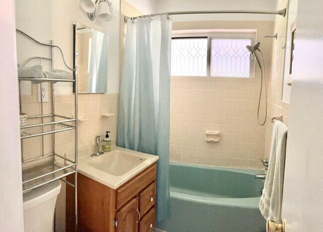 Foto del edificio - 221 Mill Rd