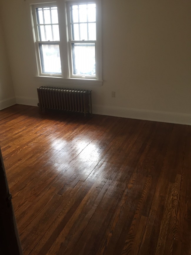 Bedroom - 26 Dodge Ave