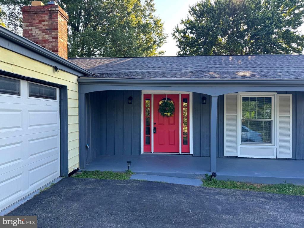 Foto principal - 8614 Dunbrook Ln