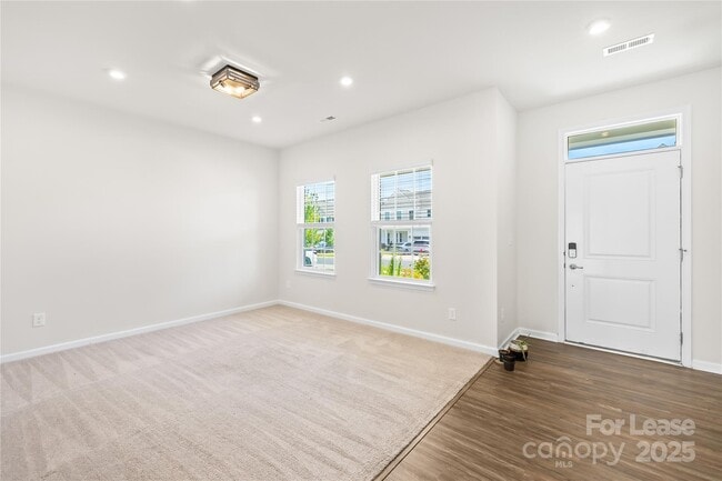 Building Photo - 7011 Waterwheel St SW