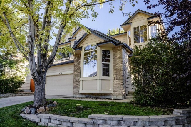 Building Photo - 1430 Red Mountain Dr