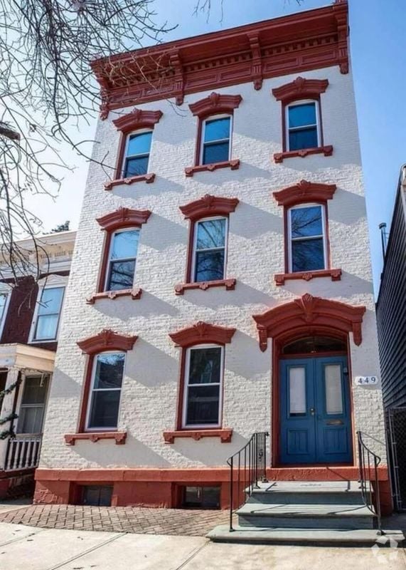 Building Photo - 449 2nd St