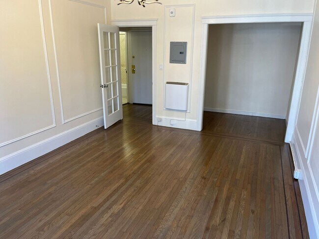 Foto del edificio - Beautiful newly remodeled studio w/brand n...