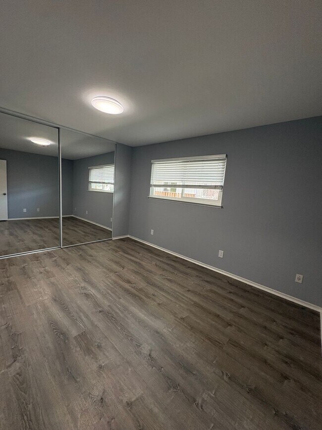 Foto del edificio - 425 Plum St