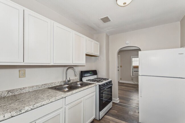 Foto del edificio - Cozy Home!! Only a few minutes from the downtown area!