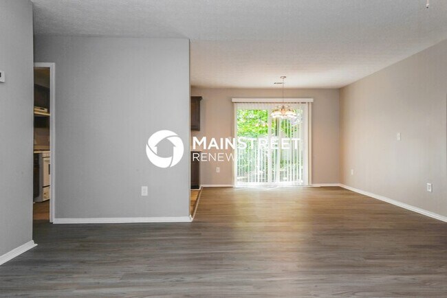 Foto del edificio - 3 Bedroom Pet-Friendly Home in Lithonia, G...