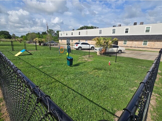 Parque para perros 1 - Park Place Apartments