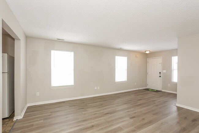 Foto del edificio - 15224 Fawn Meadow Dr