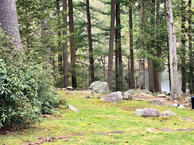Foto del edificio - 59 Hinds Ln