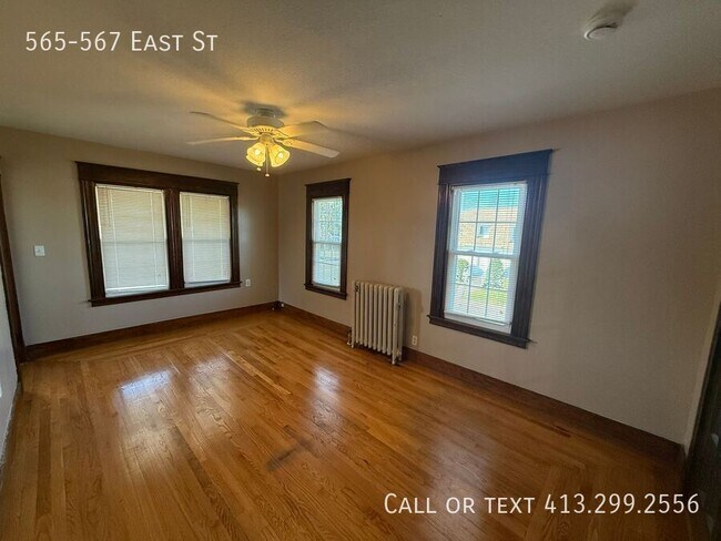Foto del edificio - 565-567-567 East St