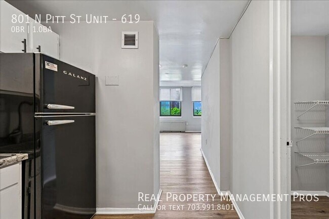 Building Photo - 801 N Pitt St