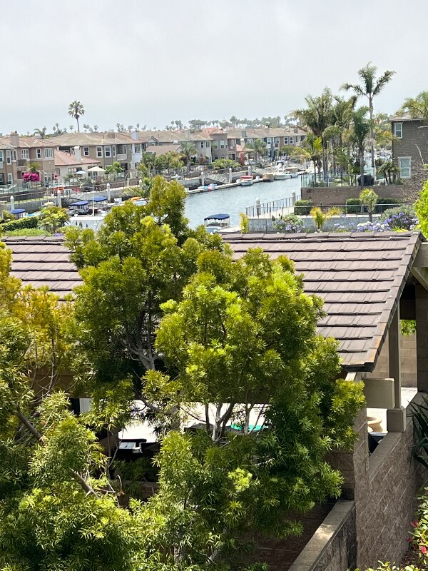 Foto del edificio - 1901 S Victoria Ave