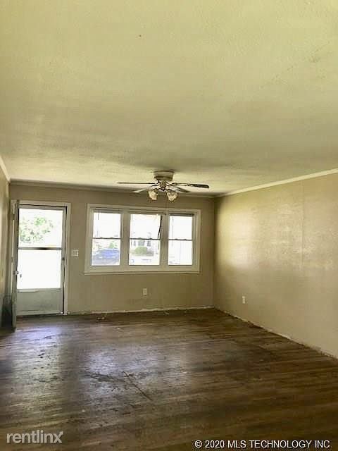Building Photo - 3 br, 1 bath House - 1104 Lewis St