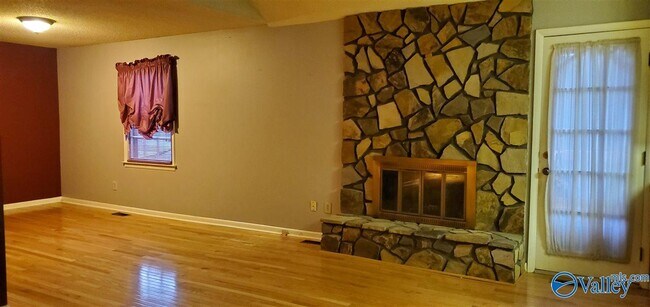 Foto del edificio - 13111 Chaney Thompson Rd SE