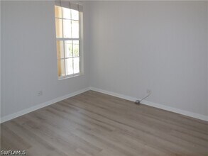 Building Photo - 5299 Hawkesbury Way