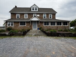 Building Photo - 10669 Jonestown Rd