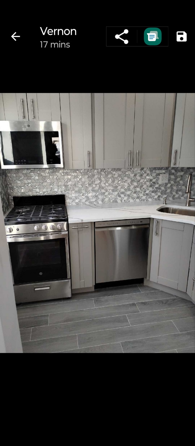 Building Photo - 870 Prospect Pl