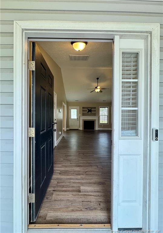 Foto del edificio - 230 Hunters Creek Dr