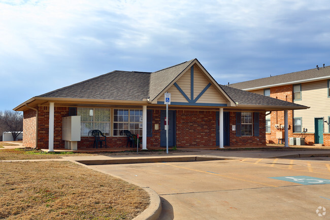 Building Photo - Meeker Village