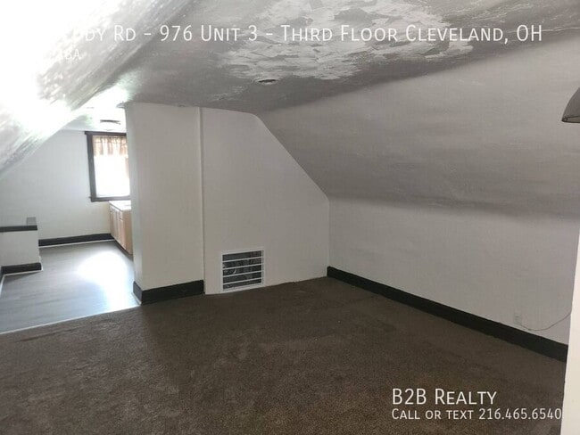 Building Photo - 974 Eddy Rd