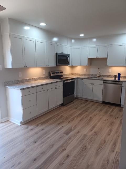 Foto principal - 1040 Wicklow Dr