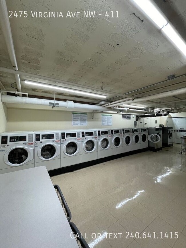Foto del edificio - 2475 Virginia Ave NW