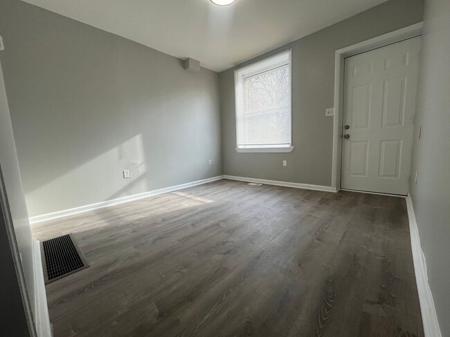 Foto del edificio - New 2 Bed/2Bath Home near Bergen Square in...