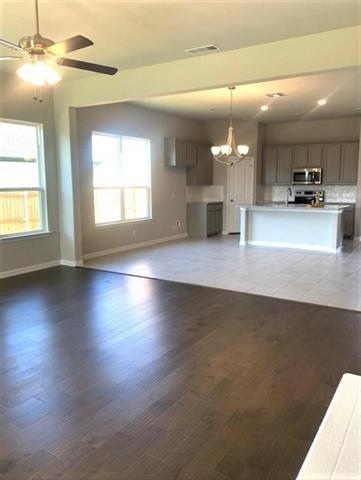 Building Photo - 906 Gambel Dr