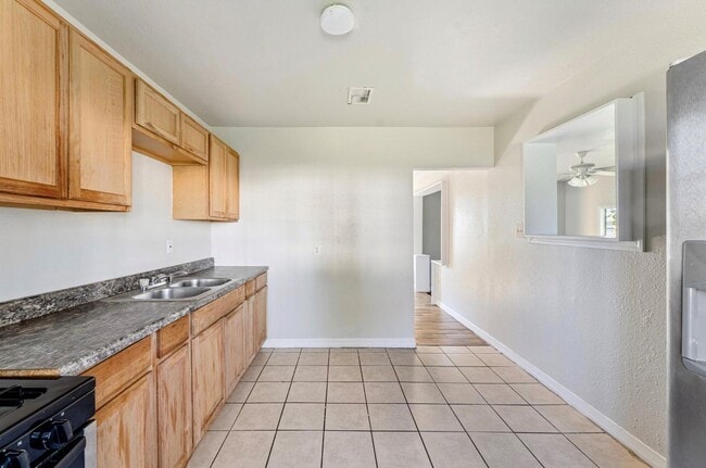 Building Photo - 4637 Carmen St