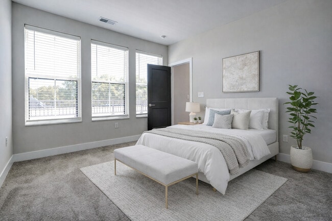 Building Photo - Ogden Apartments