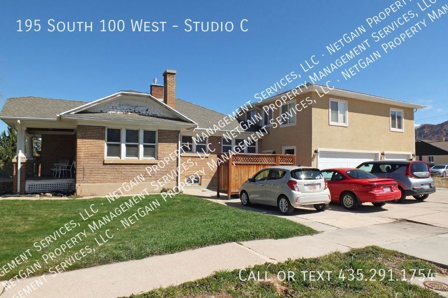 Foto principal - Married/couple Student Housing Studio