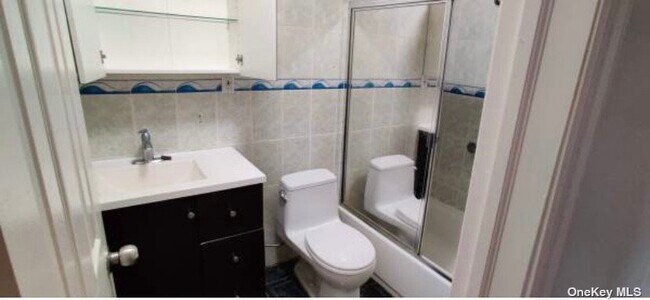 Foto del edificio - 76-46 47th Ave