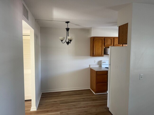 Foto del edificio - Venice Island 1Br/1Ba Condo Ground Floor