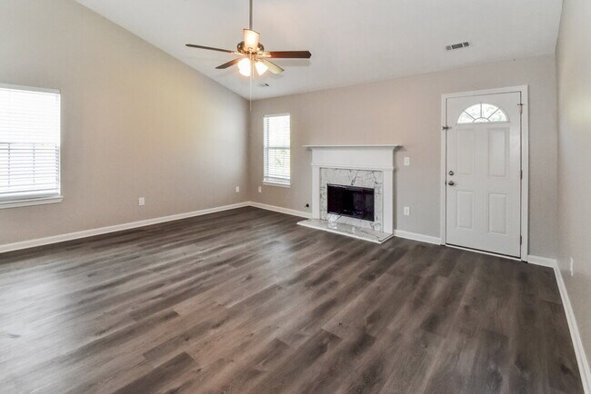 Building Photo - 11752 Spring Lake Way