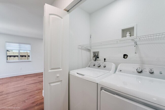 Foto del edificio - 1293 NW 38th St