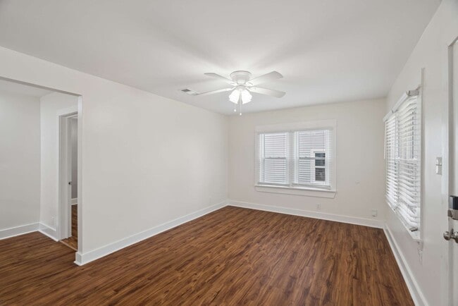 Photo - 205 Raymond St House