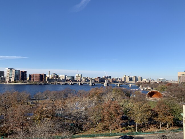 Foto del edificio - 122 Beacon St