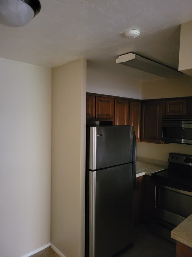 Foto del edificio - 1810 E Blacklidge Dr