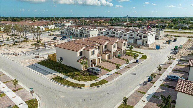 Building Photo - 24643 SW 119th Ct