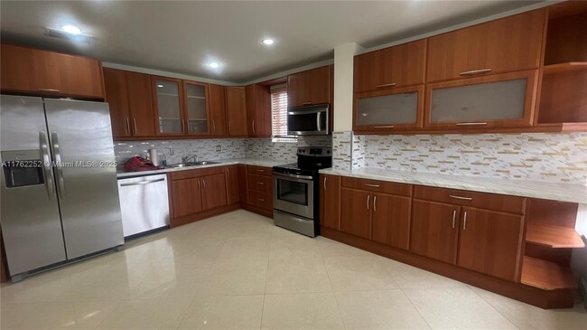 Foto del edificio - 421 NE 1st St