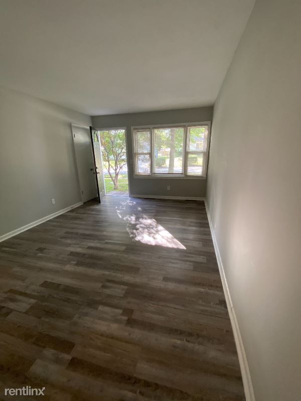Foto del edificio - 4 br, 2 bath House - 201 N Jennings Rd