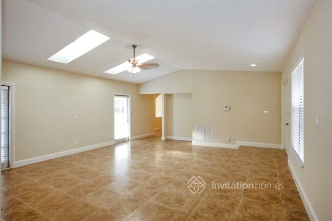 Building Photo - 4657 NW 66th Dr