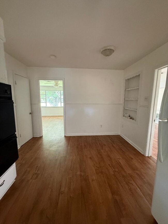 Foto del edificio - 4101 Glen St