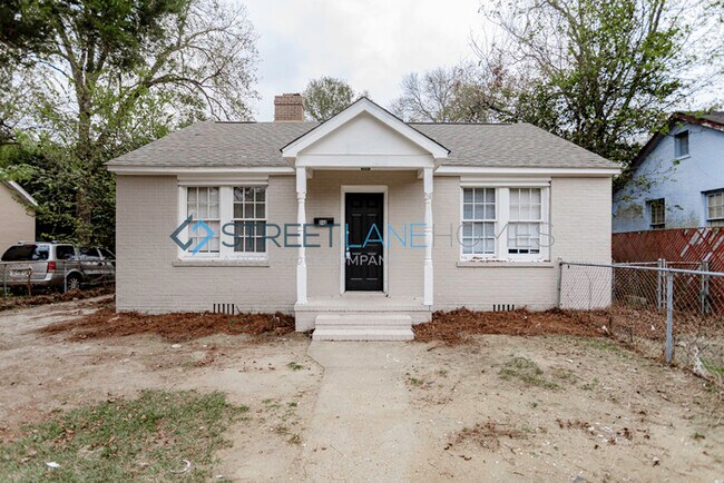 Foto del edificio - NOW OFFERING $250 OFF FIRST FULL MONTH IF ...