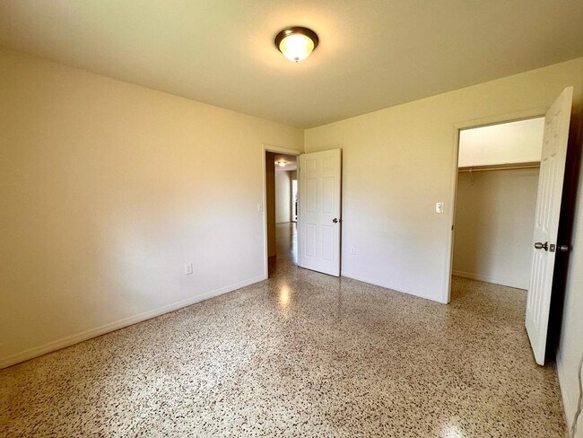 Foto del edificio - 43 E 16th St